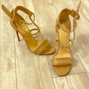 CHRISTIAN LOUBOUTIN Choca Lux STUDDED SANDAL